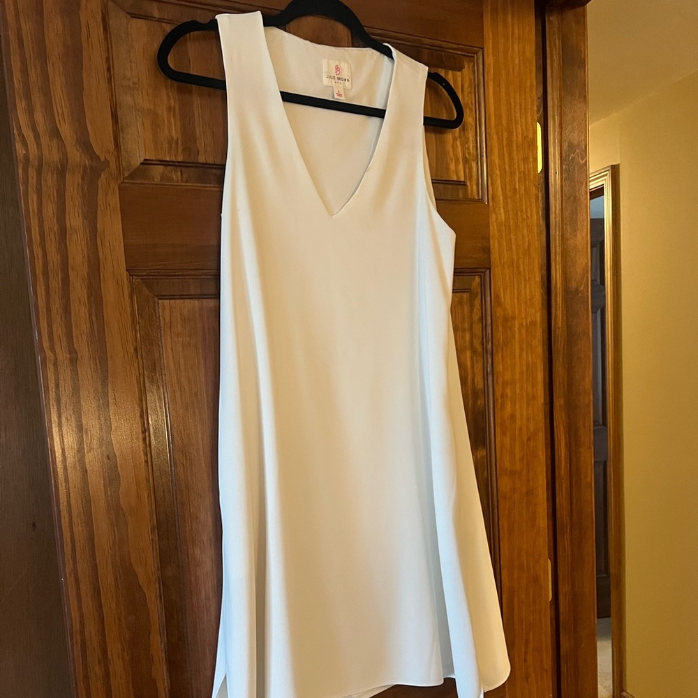 Julie Brown NYC Sleeveless V neck off white dress